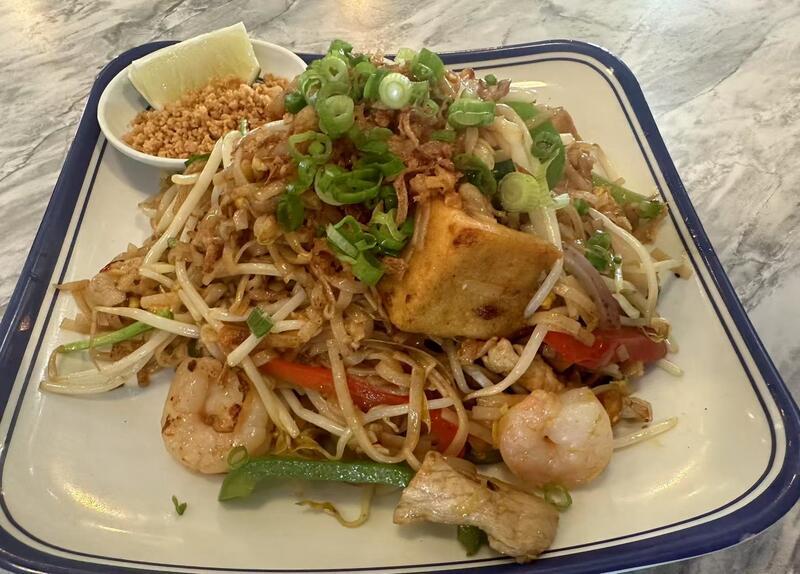 F9. Pad Thai