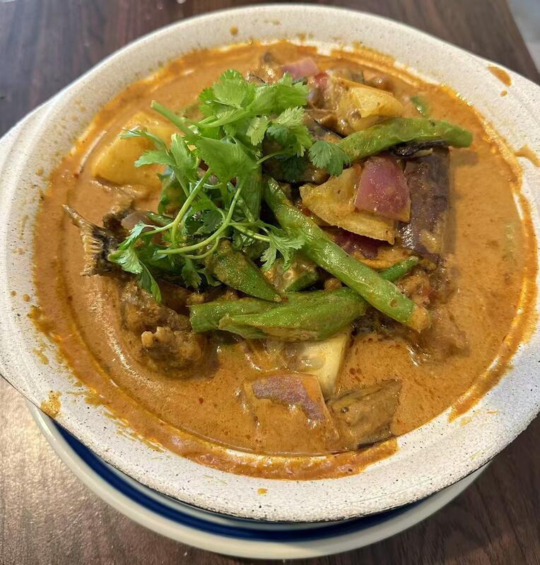 S19. Curry Fish Head Casserole