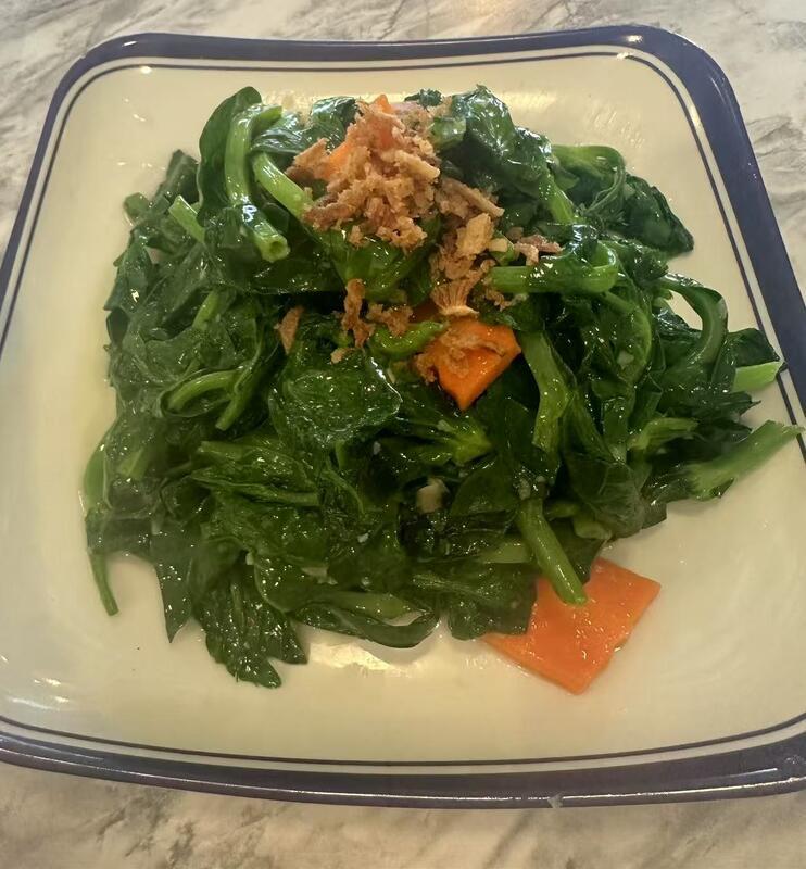 V2. Snow Pea Leaf with Garlic Sauce